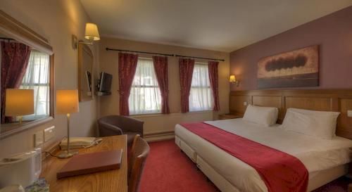 Brentwood By Greene King Inn