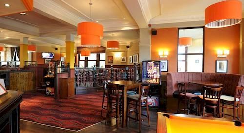 Inn Brentwood By Greene King 2*